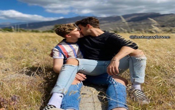 Skandal Video Bokep Gay Viral  KOTA PALANGKA RAYA